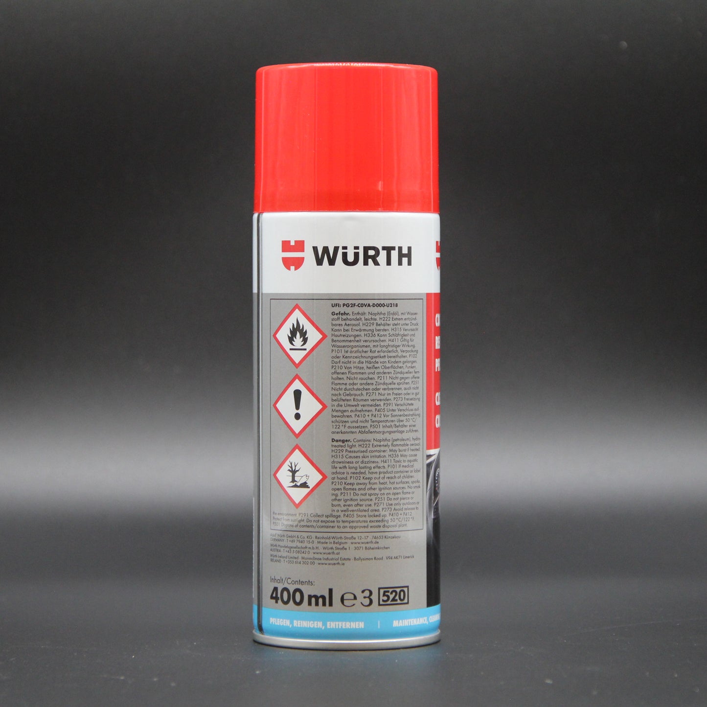Cockpitspray Pflege u. Reinigung fürs Auto und frischt die Farbe auf.